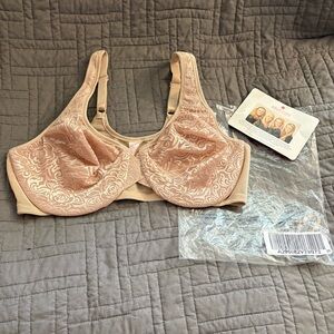 Breezies Wild Rose Seamless Front Close Bra Beige 38 D